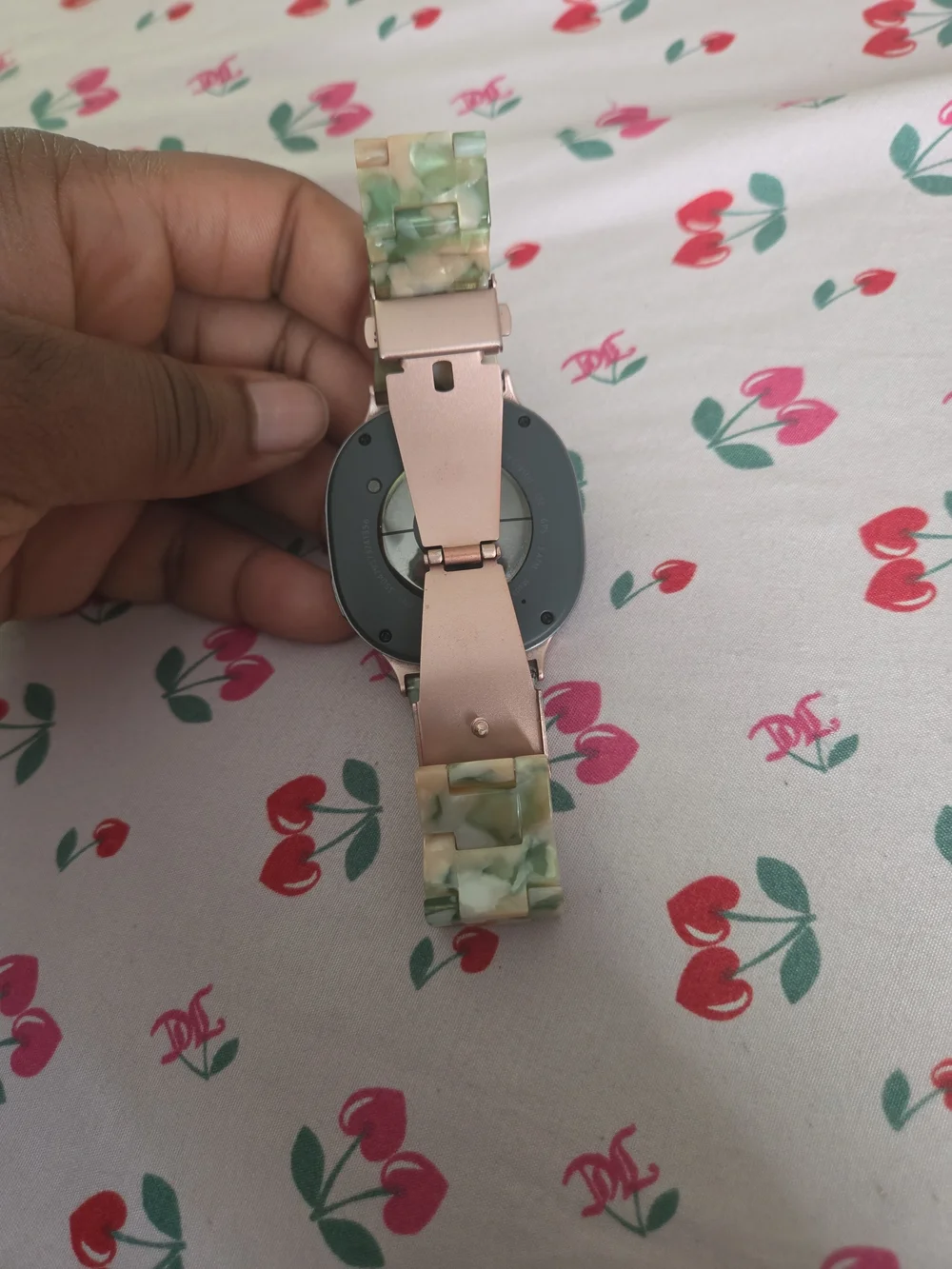 Smartwatch with Green Pearlized Resin Band - Rose Gold Case